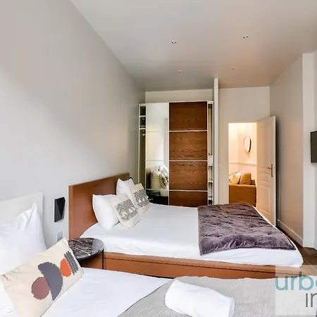 Urban Flat 57 - Luxury 4bdr Parisian Flat In Apartament *