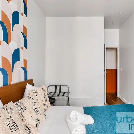 Apartament Urban Flat 57 - Luxury 4bdr Parisian Flat In *