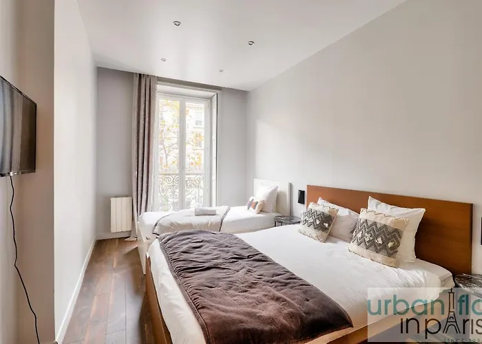 Urban Flat 57 - Luxury 4bdr Parisian Flat In Paryż