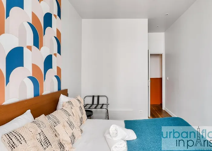 Apartament Urban Flat 57 - Luxury 4bdr Parisian Flat In *